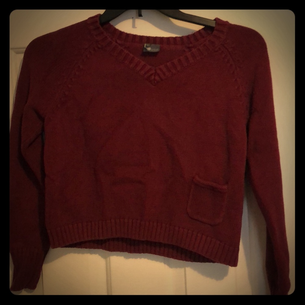 Comfy red sweater w pocket